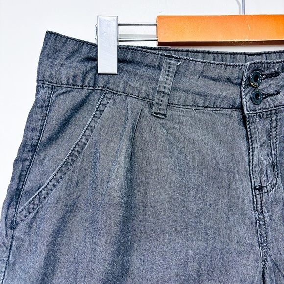 FOXY JEANS Charcoal shorts - Picture 2 of 8